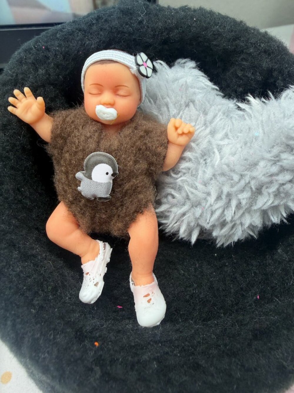 Plush Bodysuit + Headband for Mini Zuru Babies Series 2